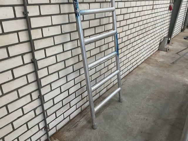 2022 alumexx 10213112 rolsteiger - afbeelding 7 van  9