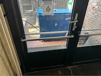 2022 aluminium deur met kozijn - afbeelding 13 van  17