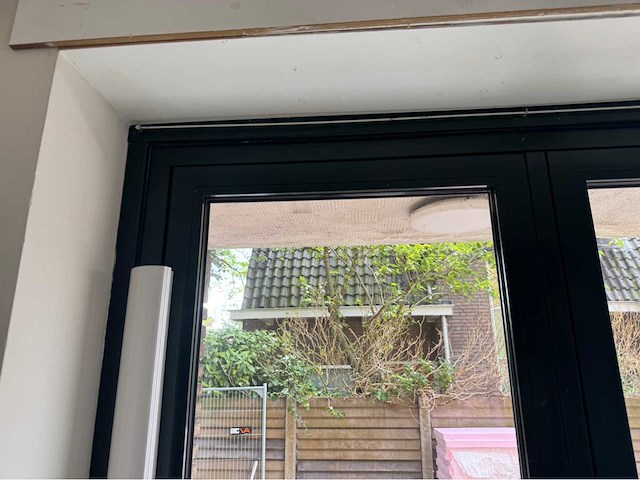 2022 aluminium kozijn met dubbele deur - afbeelding 11 van  13