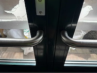 2022 aluminium kozijn met dubbele deur - afbeelding 3 van  13