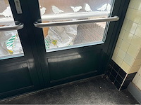 2022 aluminium kozijn met dubbele deur - afbeelding 8 van  13