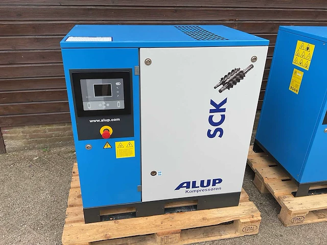 2022 alup sck 15-10 schroefcompressor + luchtdroger adq - afbeelding 4 van  11