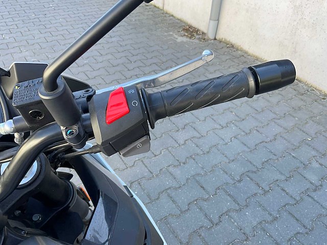 2022 aprilia tuono 125 motorfiets - afbeelding 3 van  5
