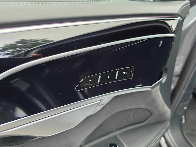 2022 audi s8 4.0 tfsi s8 quattro personenauto - afbeelding 3 van  18