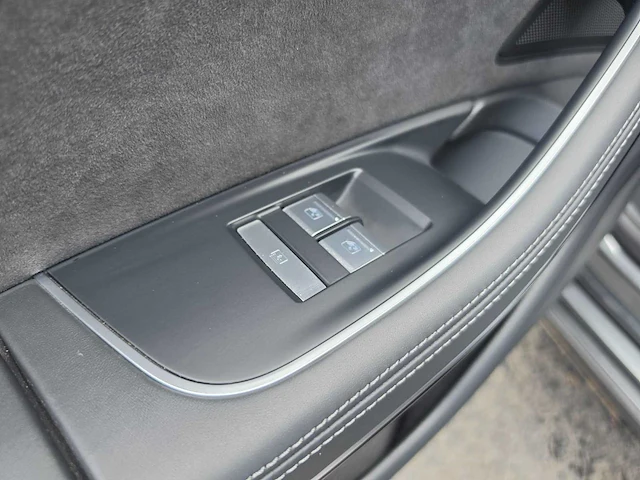 2022 audi s8 4.0 tfsi s8 quattro personenauto - afbeelding 9 van  18