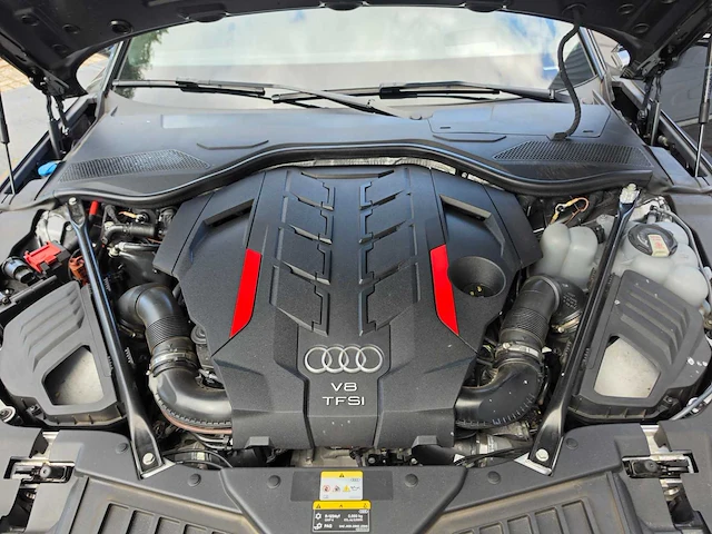 2022 audi s8 4.0 tfsi s8 quattro personenauto - afbeelding 10 van  18
