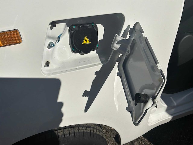2022 baw pony (l7e-cu) elektrische auto - afbeelding 20 van  27