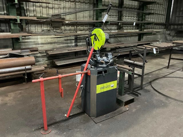2022 bewo 315 lt afkortcirkelzaagmachine - afbeelding 1 van  8