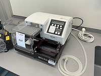 2022 biotek agilent 405lsrs-sn microplaatwasmachine - afbeelding 2 van  8