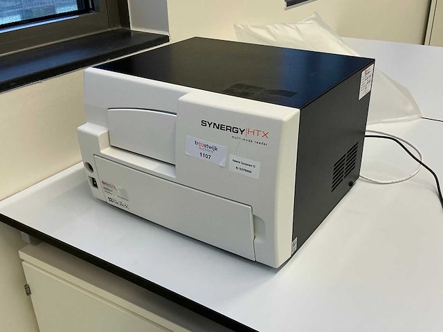 2022 biotek synergy htx multi-mode microplaatlezer - afbeelding 1 van  5