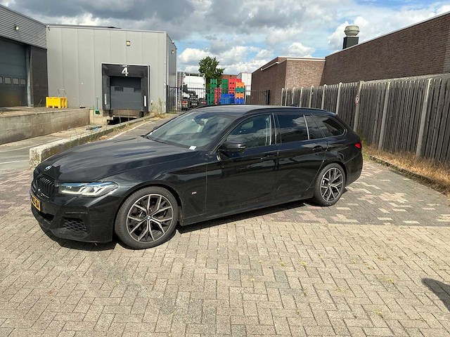 2022 bmw 5-serie touring 520i bns edit.+ - afbeelding 1 van  38