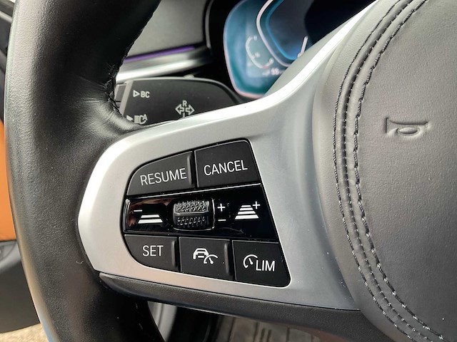 2022 bmw 5-serie touring 530e business editition+ personenauto - afbeelding 3 van  4