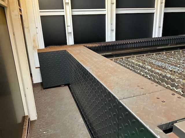 2022 bodor 12 kw lasersnijmachine - afbeelding 7 van  50