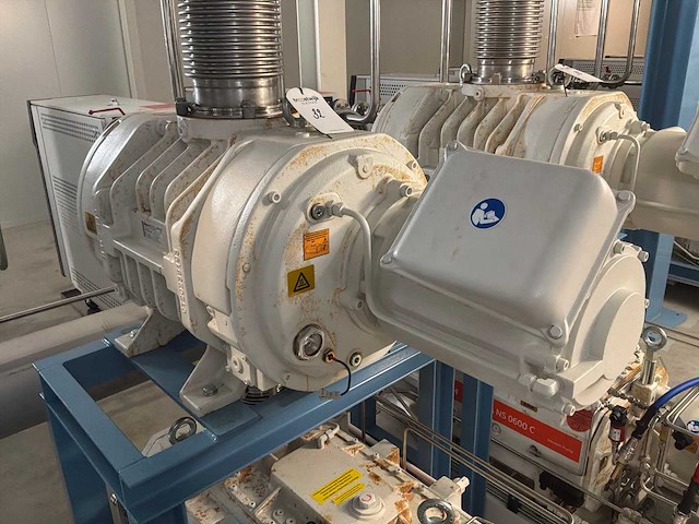 2022 busch cobra ns 0600 c / panda wy 3600 een vacuümpomp-booster combi - afbeelding 11 van  12