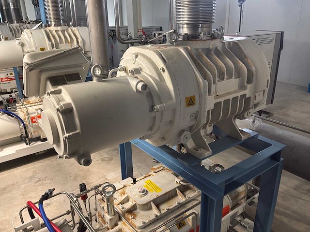 2022 busch cobra ns 0600 c / panda wy 3600 een vacuümpomp-booster combi - afbeelding 10 van  11