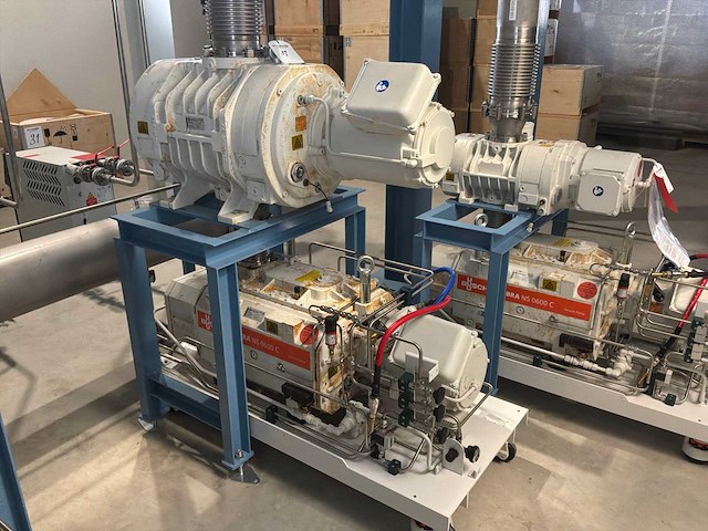 2022 busch cobra ns 0600 c / panda wy 3600 een vacuümpomp-booster combi - afbeelding 1 van  11