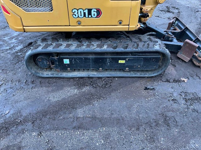 2022 caterpillar 301.6 minigraafmachine - afbeelding 3 van  22