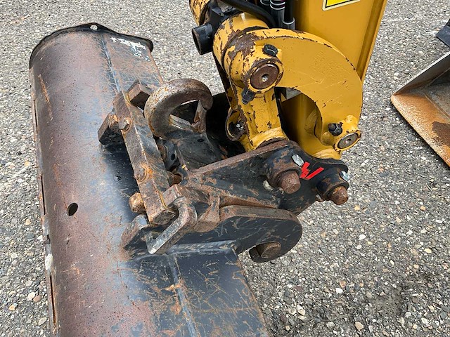 2022 caterpillar 301.8 minigraafmachine - afbeelding 8 van  32