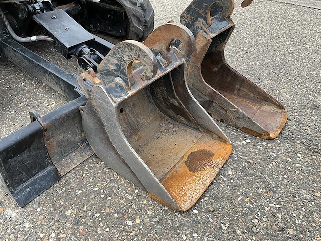 2022 caterpillar 301.8 minigraafmachine - afbeelding 10 van  32