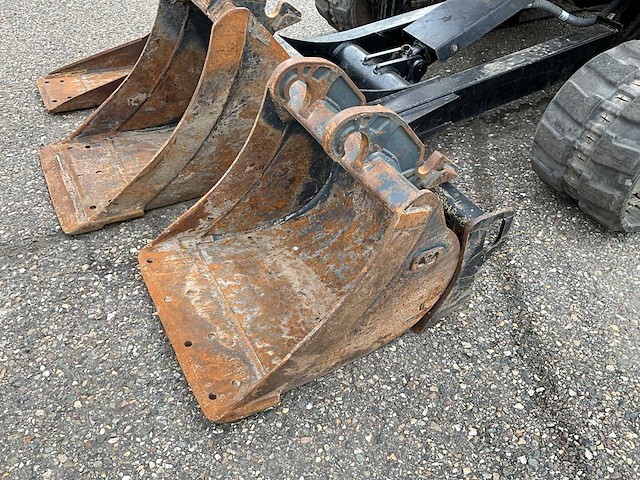 2022 caterpillar 302.7 cr minigraafmachine - afbeelding 9 van  45