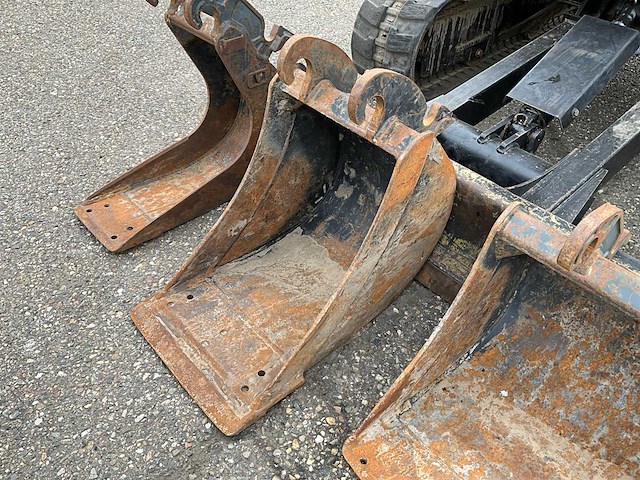 2022 caterpillar 302.7 cr minigraafmachine - afbeelding 11 van  45