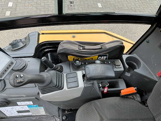 2022 caterpillar 302.7 cr minigraafmachine - afbeelding 28 van  45