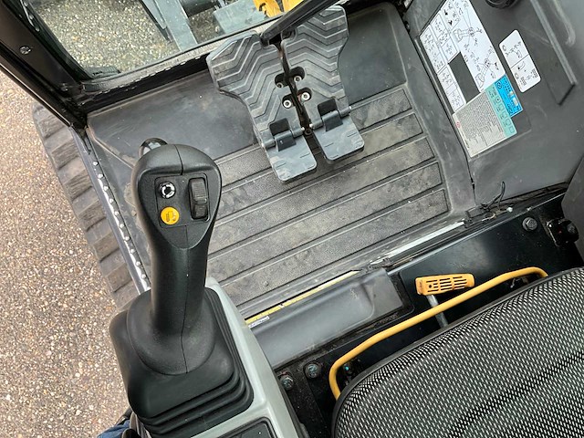 2022 caterpillar 302.7 cr minigraafmachine - afbeelding 31 van  45