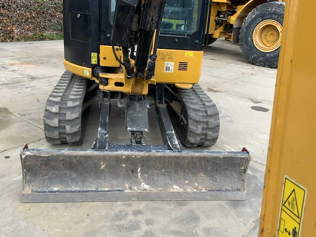 2022 caterpillar 303 rupsgraafmachine met bakkenset - afbeelding 14 van  41