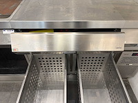 2022 catertech - rvs bakkooklijn - koelwerkbank - dubbele friteuse - bakplaat - afbeelding 20 van  21