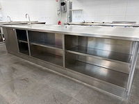 2022 catertech - rvs werkeiland met koelwerkbank en spoelbak met kraan - afbeelding 8 van  13