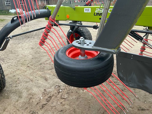 2022 claas 2900 liner dubbelrotor-zwadhark - afbeelding 12 van  27