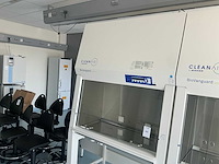 2022 clean air by baker biovanguard 4 laminaire flow kast - afbeelding 1 van  8