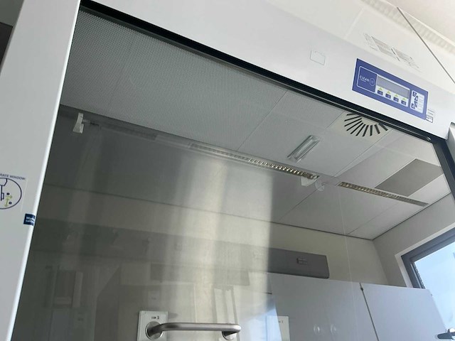 2022 clean air by baker biovanguard 4 laminaire flow kast - afbeelding 8 van  8