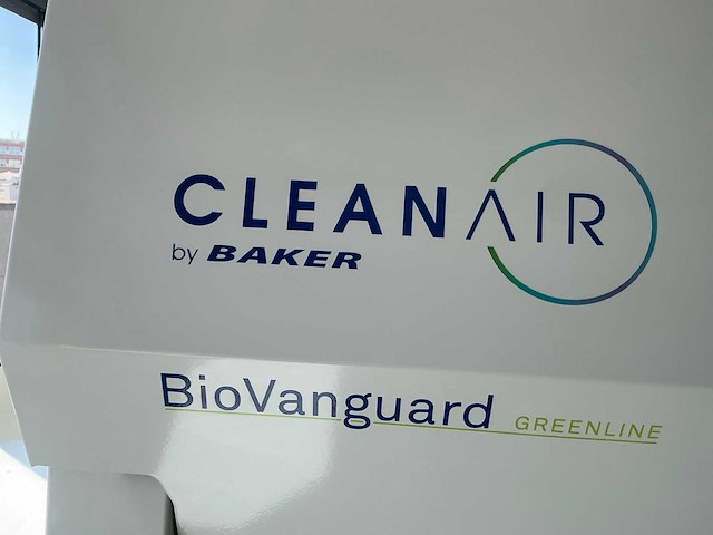 2022 clean air door baker biovanguard 6 laminar flow cabinet - afbeelding 8 van  10