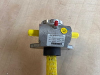 2022 collumbus mckinnon she 0,5 n-tr 18x6 rh-b / lfm schroefvijzel (8x) - afbeelding 1 van  4