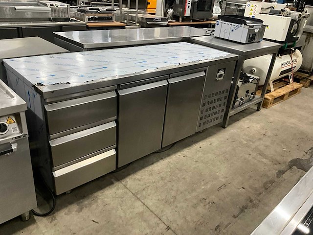 2022 combisteel bgn3-cb koelwerkbank - afbeelding 1 van  9