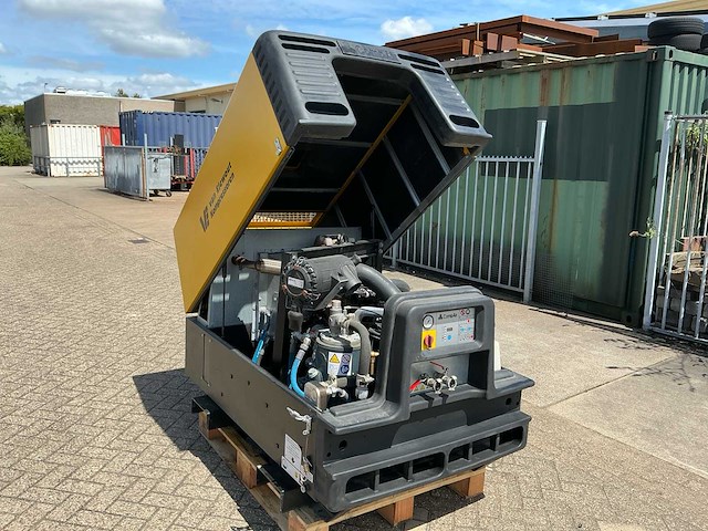 2022 compair c25-10 - dlt0207 - compair c25-10 mobiele schroefcompressor 10 bar | 2,3 m³/min | - afbeelding 11 van  34