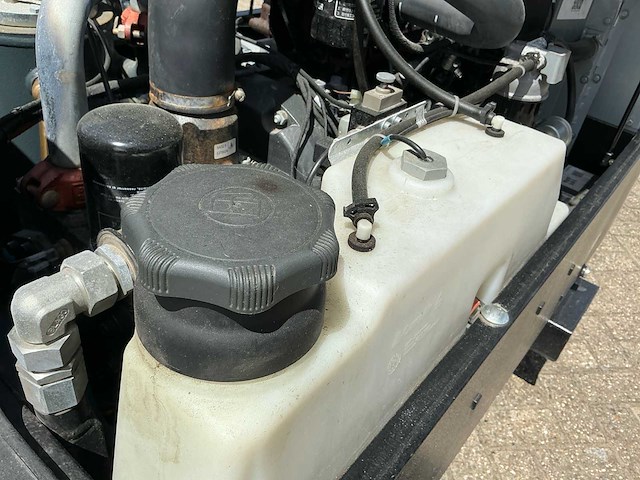 2022 compair c25-10 - dlt0207 - compair c25-10 mobiele schroefcompressor 10 bar | 2,3 m³/min | - afbeelding 15 van  34