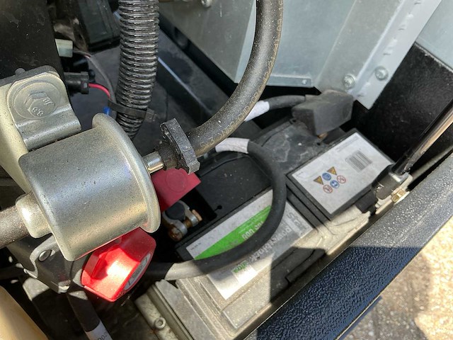 2022 compair c25-10 - dlt0207 - compair c25-10 mobiele schroefcompressor 10 bar | 2,3 m³/min | - afbeelding 18 van  34
