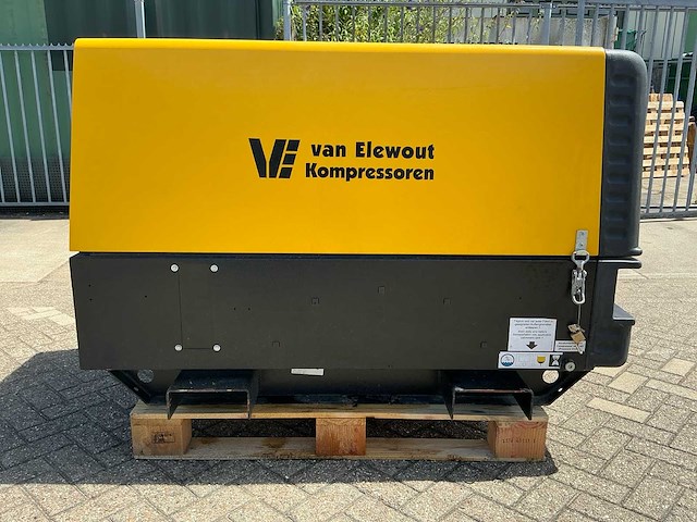 2022 compair c25-10 - dlt0207 - compair c25-10 mobiele schroefcompressor 10 bar | 2,3 m³/min | - afbeelding 12 van  34