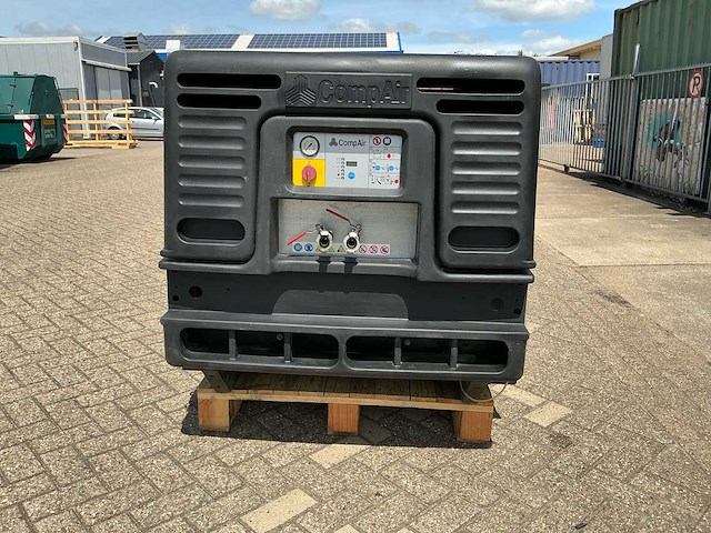 2022 compair c25-10 - dlt0207 - compair c25-10 mobiele schroefcompressor 10 bar | 2,3 m³/min | - afbeelding 33 van  34
