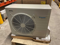 2022 daikin altherma evql08cav3 buiten-unit - afbeelding 1 van  7
