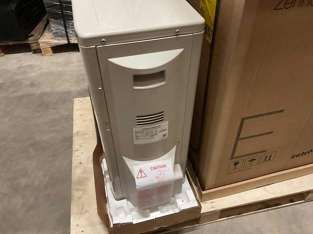 2022 daikin altherma evql08cav3 buiten-unit - afbeelding 2 van  7