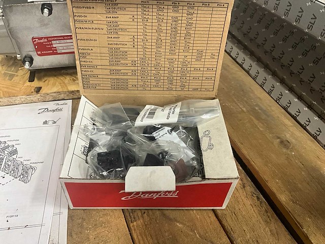 2022 danfoss proportional valve pvg hydrauliekventielgroep - afbeelding 6 van  7