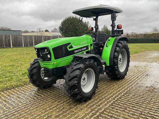 2022 deutz-fahr 4070 e vierwielaangedreven landbouwtractor - afbeelding 1 van  19