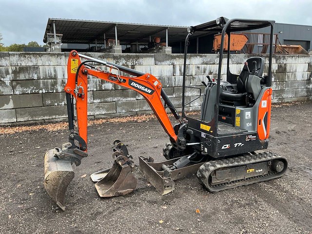 2022 doosan dx17z minigraafmachine - afbeelding 1 van  38