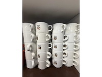 2022 douwe egberts caf 110 quantum bl koffiemachine met 70 de kop-schotel set - afbeelding 2 van  10