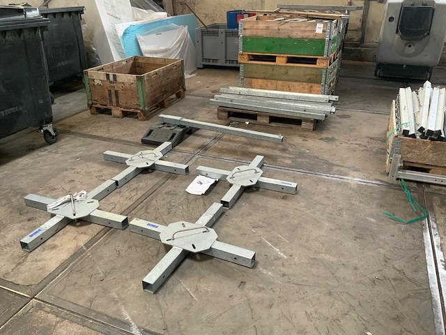 2022 eller im 200 mobiele dakrand beveiligingset - afbeelding 1 van  6