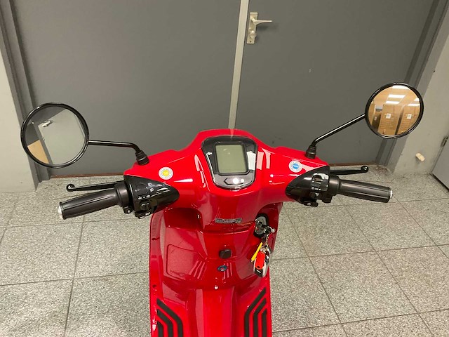 2022 escoo bayesa e-scooter - afbeelding 5 van  10