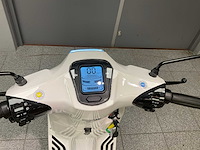 2022 escoo bayesa e-scooter - afbeelding 1 van  11
